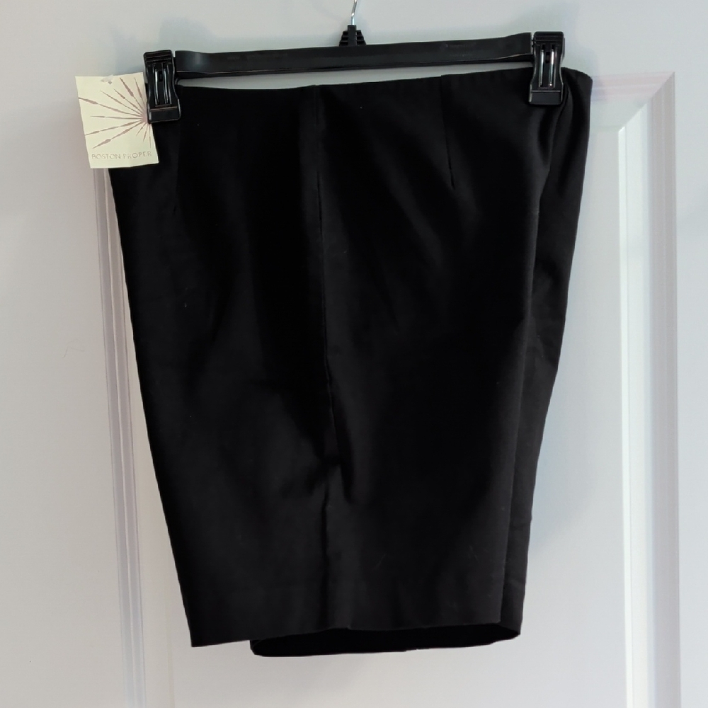 Boston Proper Black Women's Flat Front Shorts